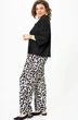 Костюм брючный 11332 черный леопард SOVA фото 5